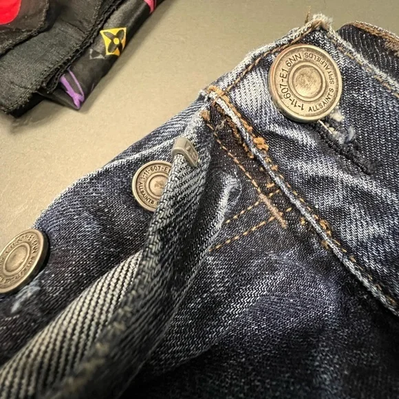 SOLD ARCHIVE 1 AllSaints Nash Iggy Fit Jeans Faded 34-36W Embroidered Denim - Picture 5 of 14